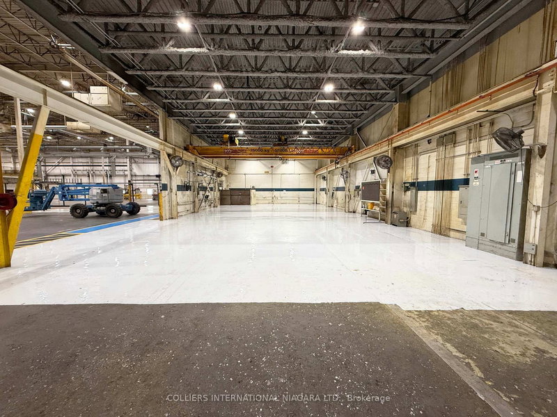 2032 FIRST ST LOUTH St, St. Catharines, L2S 0C5 | Image 3