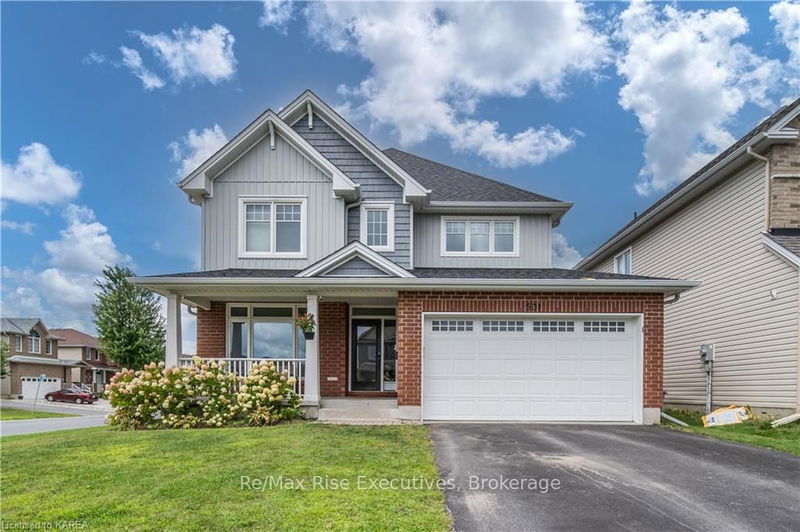 home for sale on 501 SAVANNAH Court