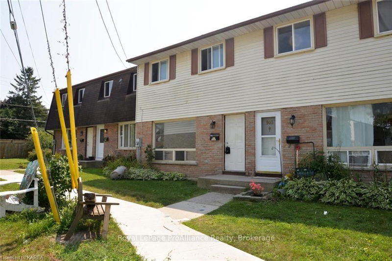 home for sale on 901 OAKVIEW Avenue