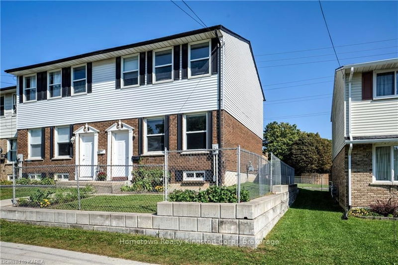 home for sale on 930 AMBERDALE Crescent