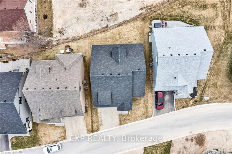 156 SCHOONERS Lane, Blue Mountains, N0H 2P0 | Image 3