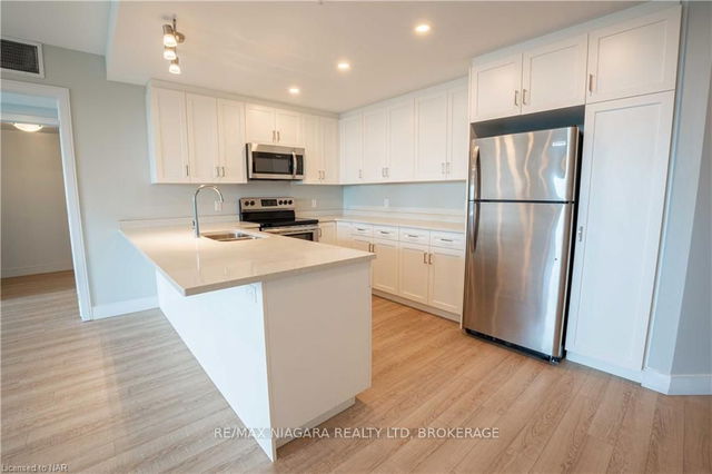 409 - 300G FOURTH Avenue