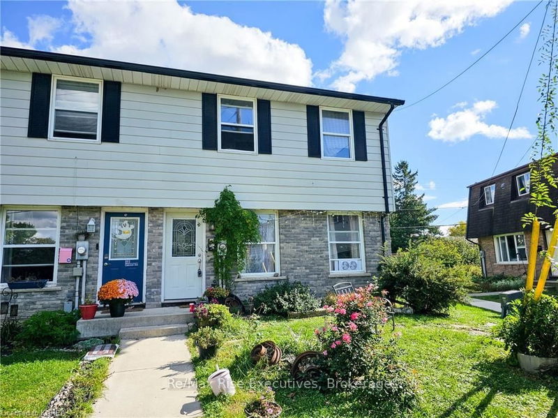 home for sale on 895 OAKVIEW Avenue