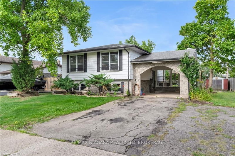 home for sale on 19 COLONIAL Street