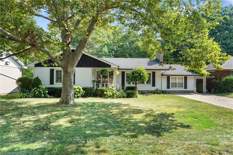 home for sale on 10 BRIARSDALE Drive