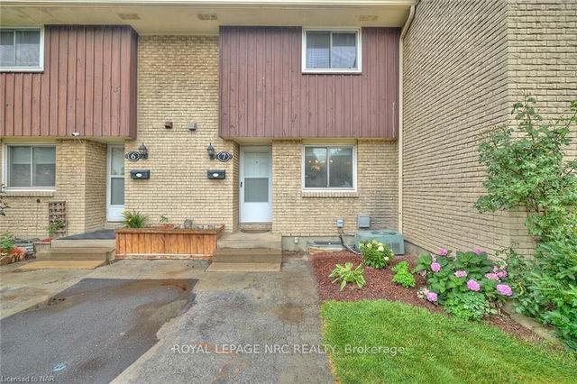 7 - 50 LAKESHORE ROAD Road