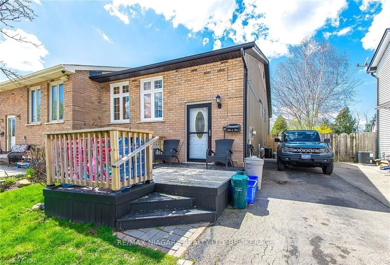 home for sale on 27 MAYFAIR Drive