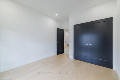 40 IVY Crescent — photo 6