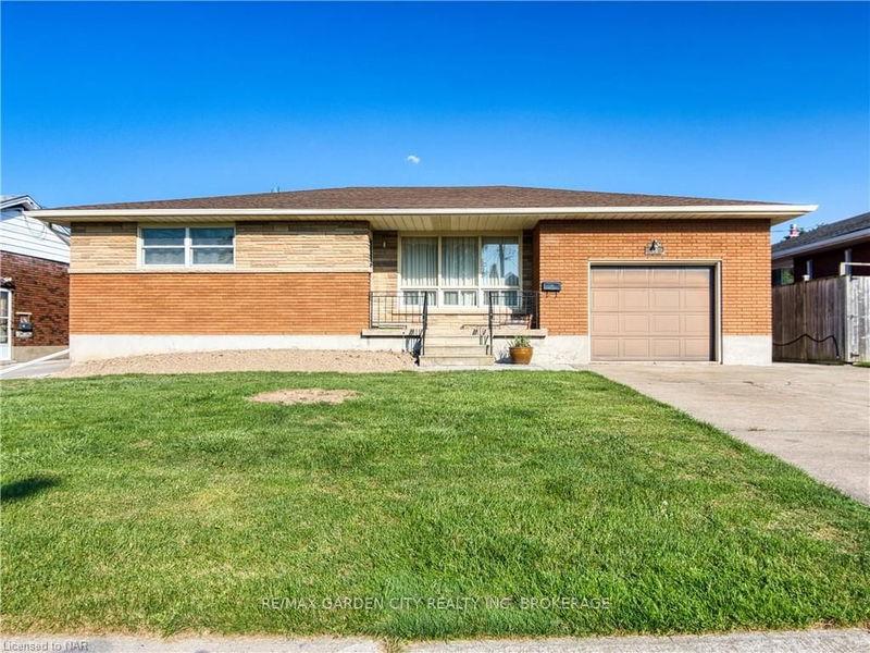 home for sale on 46 COLLIER Road S