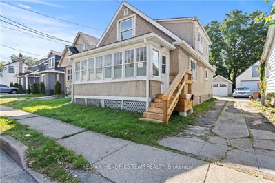 Detached House sold at 28 DIVISION Street, St. Catharines, Ontario, L2R 3G2 - E. Chester - MLS: X9413710