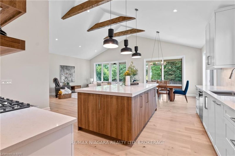 27 MAPLE LEAF Ave S, Fort Erie, L0S 1N0 | Image 3