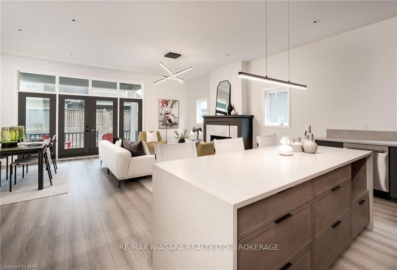 home for sale on 7 BUTTERNUT Crescent
