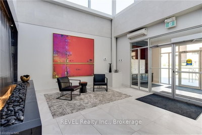 Condo leased at 102-77 YATES Street, St. Catharines, Ontario, L2R 5R7 - Downtown - MLS: X9414530