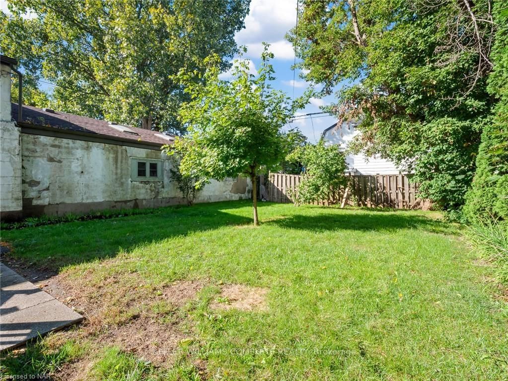 Listing Image 7