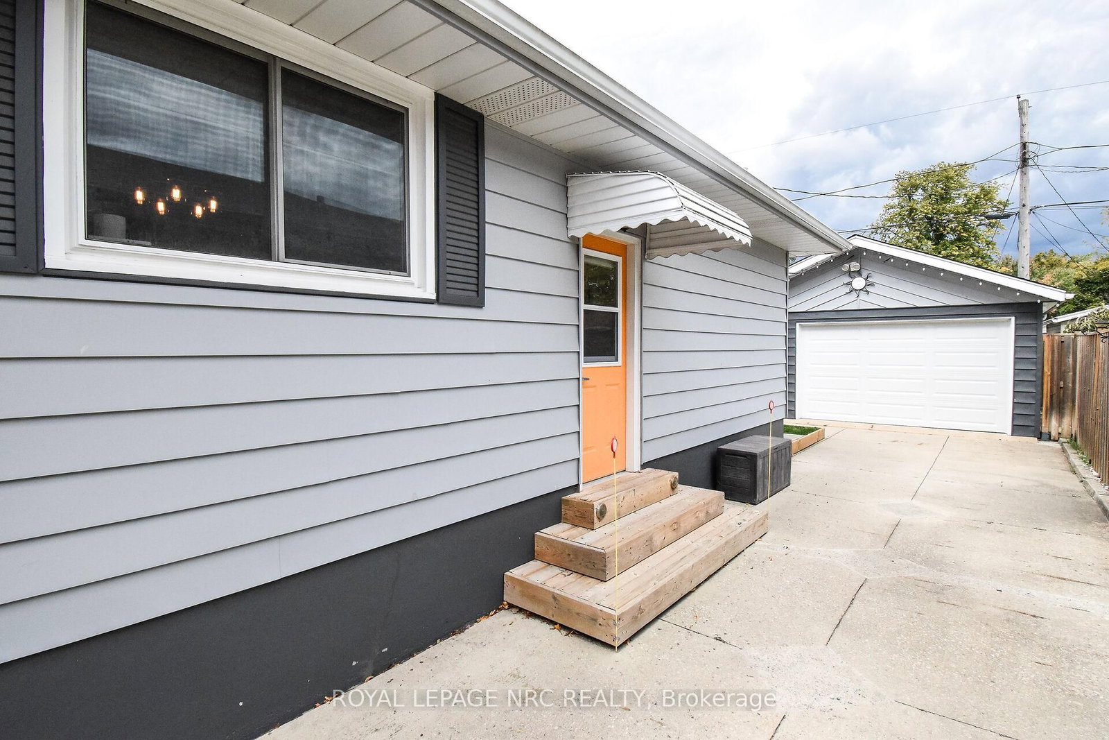 Listing Image 3