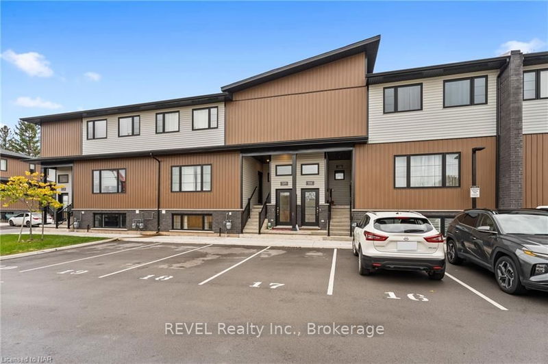 home for sale on 109-6591 MONTROSE Road