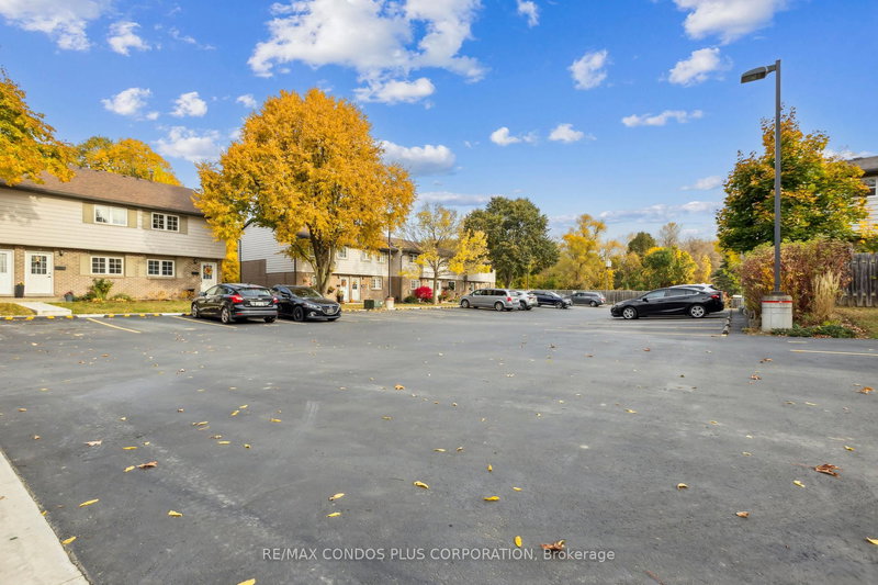 2 - 294 Fergus Ave, Kitchener, N2A 2H5 | Image 2