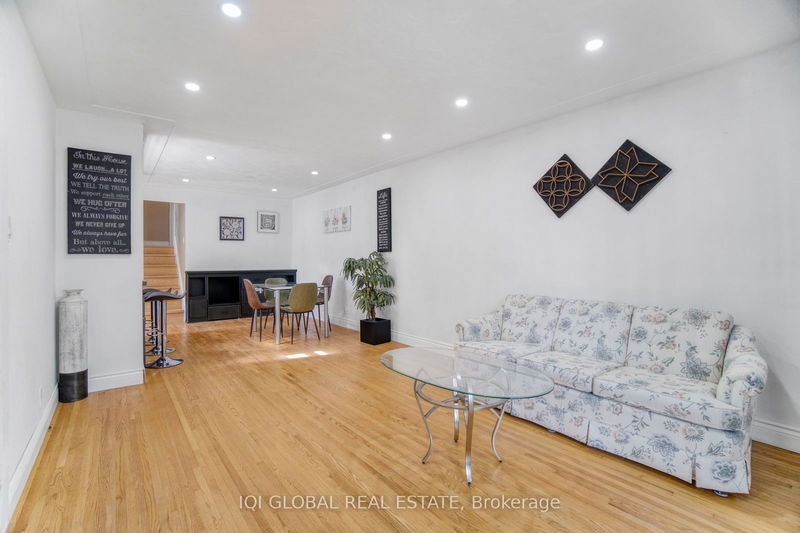home for sale on 370 FOUNTAIN Street S