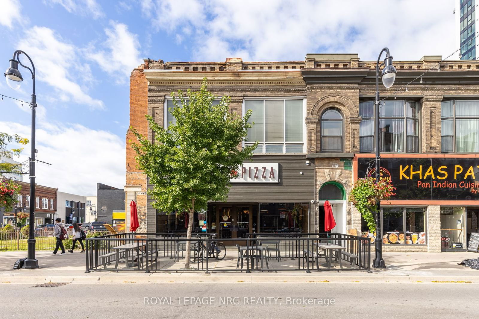 Commercial/Retail for sale at 211 St. Paul Street, St. Catharines, 451 - Downtown, L2R 3M6 - MLS: X9416136