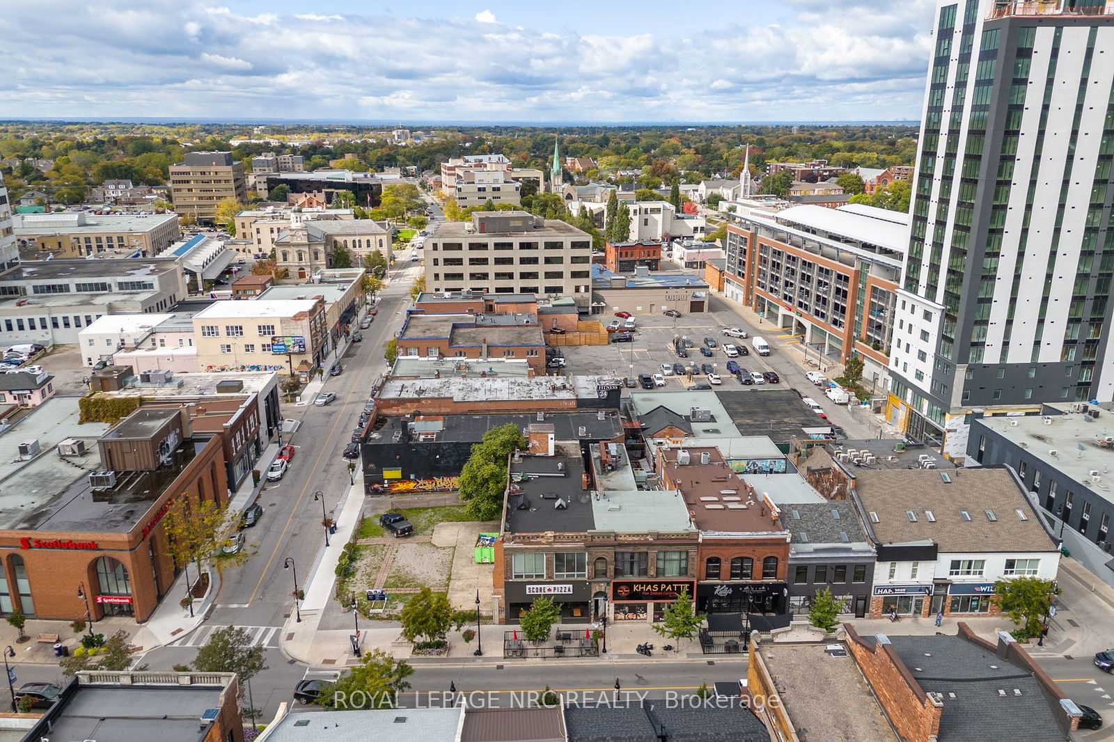 Commercial/Retail for sale at 211 St. Paul Street, St. Catharines, 451 - Downtown, L2R 3M6 - MLS: X9416136