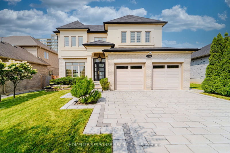 home for sale on 3121 Pincombe Drive