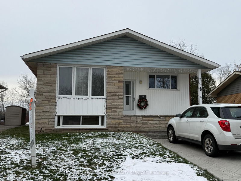 home for lease on Basment-23 Kenmore Avenue