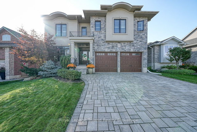 487 Alan Crescent