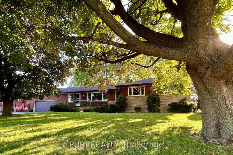 home for lease on 253 Limeridge Road W