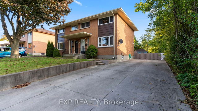 960B Eagle Crescent