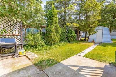 9839 Lakeshore Rd, Lambton Shores - Grand Bend image-0-2