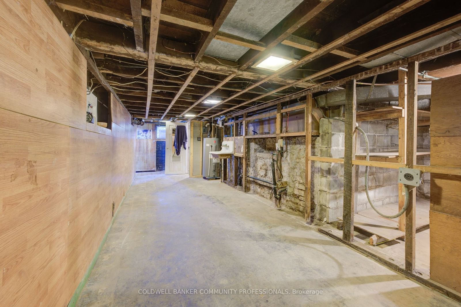 Listing Image 25