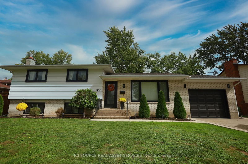 home for sale on 500 Lakeside Road