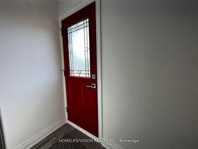 Unit B — 23 Markwood Dr, Kitchener -  image-0-1