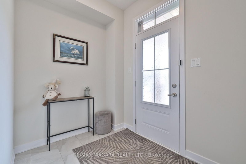 77 Keelson St, Welland, L3B 0M4 | Image 3