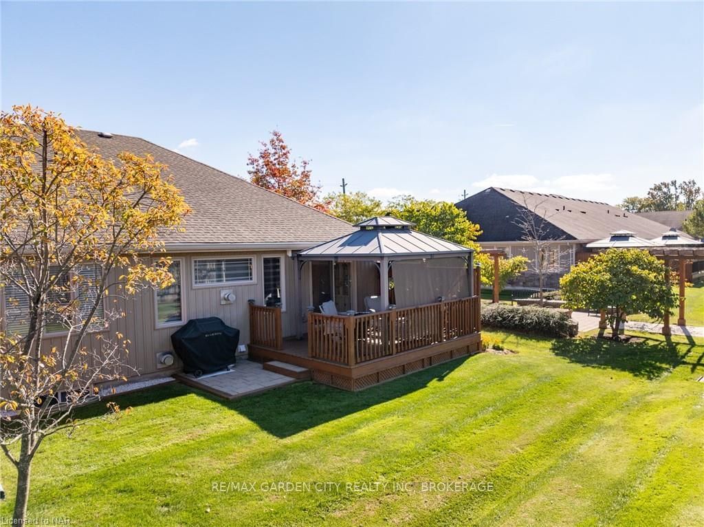 70 ELMWOOD Avenue, Unit 27 - Photo 46