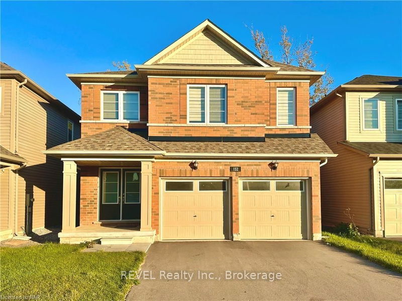 home for lease on 132 COTTONWOOD Crescent