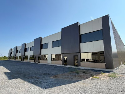 Industrial for lease at 200 DOWNS Drive, Welland, Ontario, L3B 5N6 - Welland Downtown - MLS: X9420215