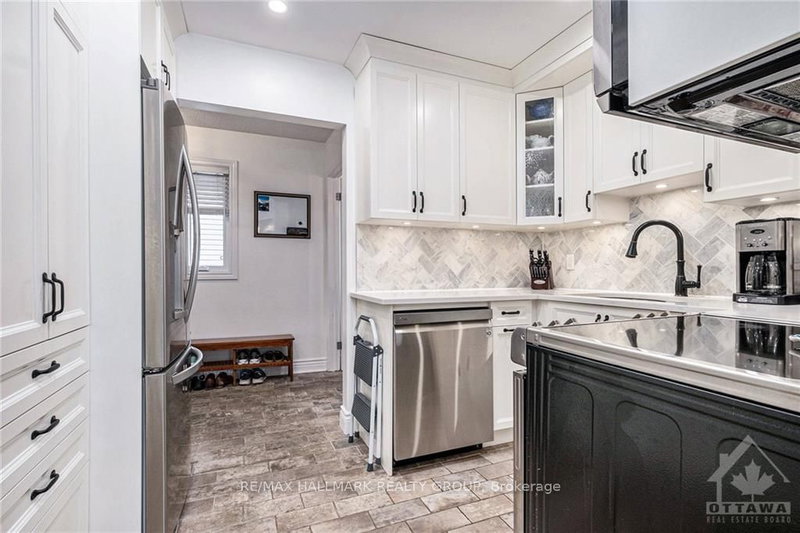 13 - 817 HIGH St, Ottawa, K2B 6C3 | Image 3