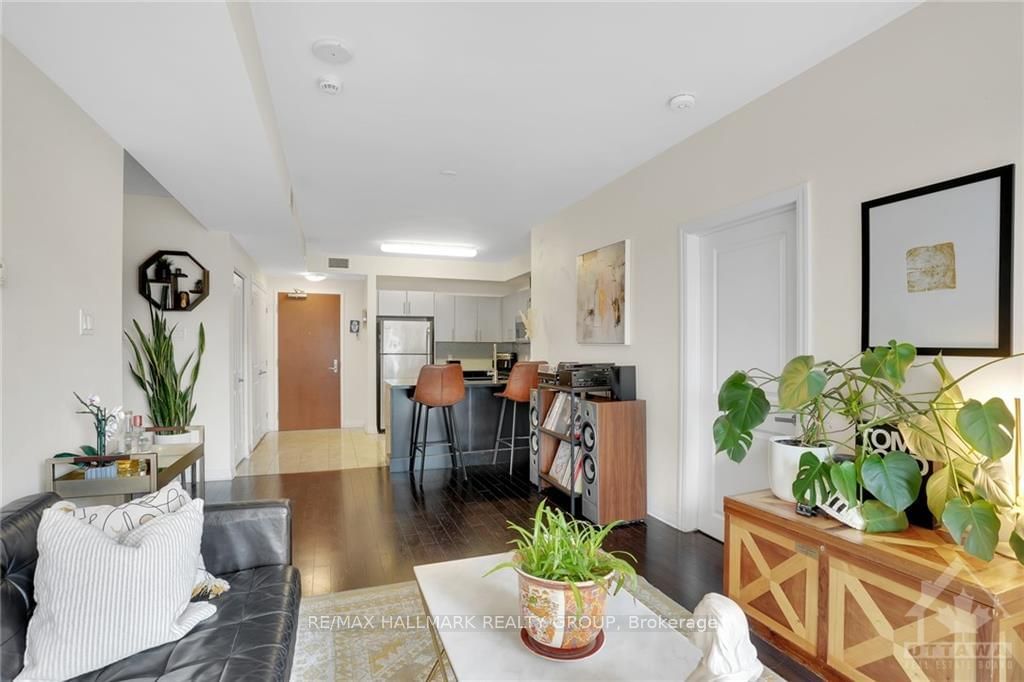 242 RIDEAU Street, Unit 1402 - Photo 10