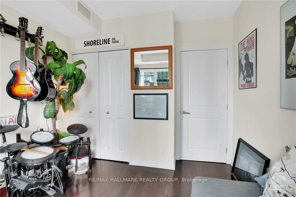 242 RIDEAU Street, Unit 1402 - Photo 15