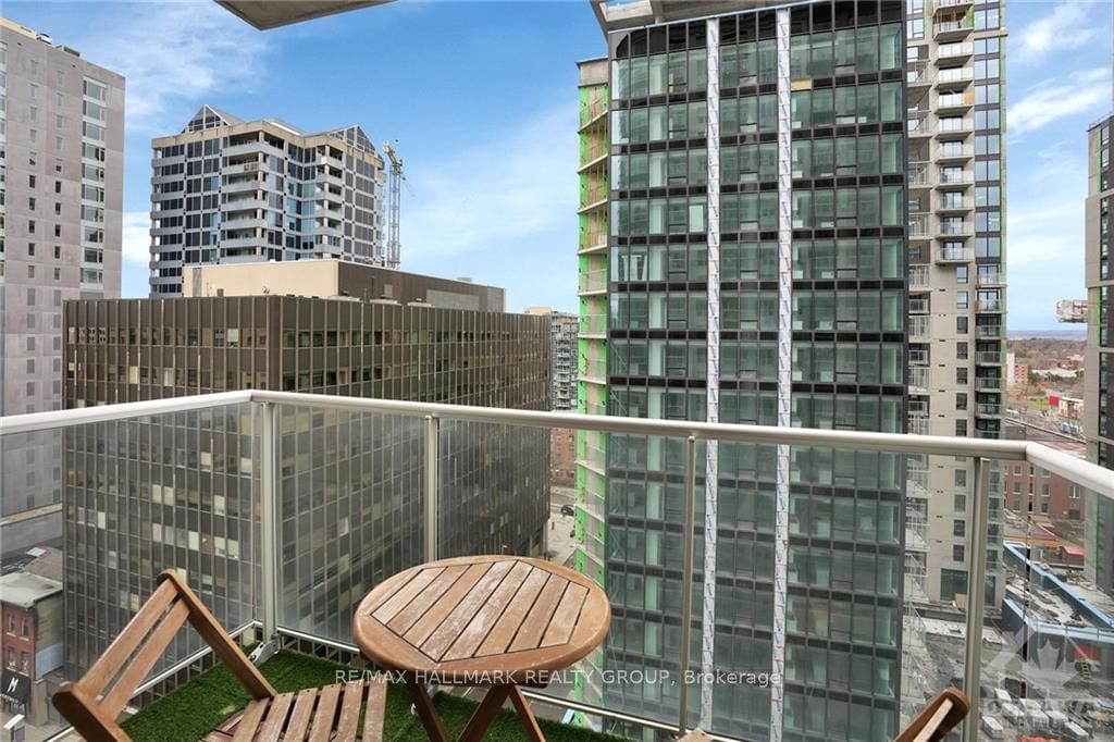 242 RIDEAU Street, Unit 1402 - Photo 20