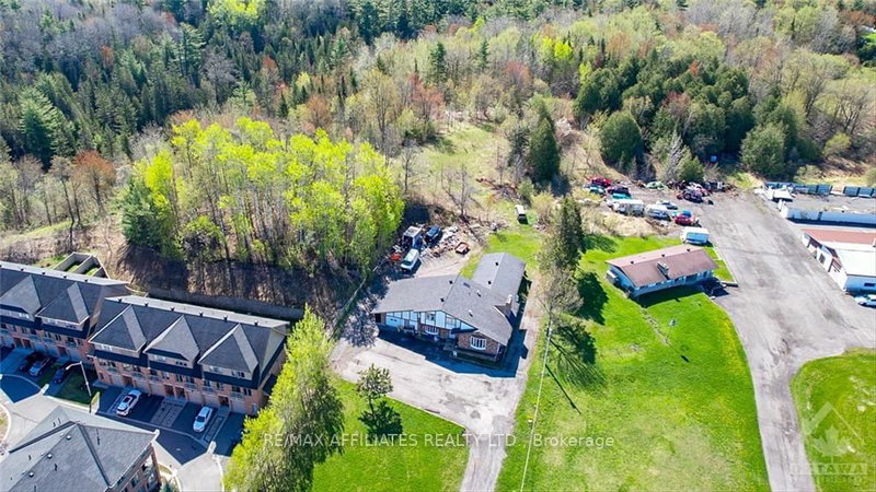 1016 OLD MONTREAL Rd, Ottawa, K4A 3N2 | Image 3