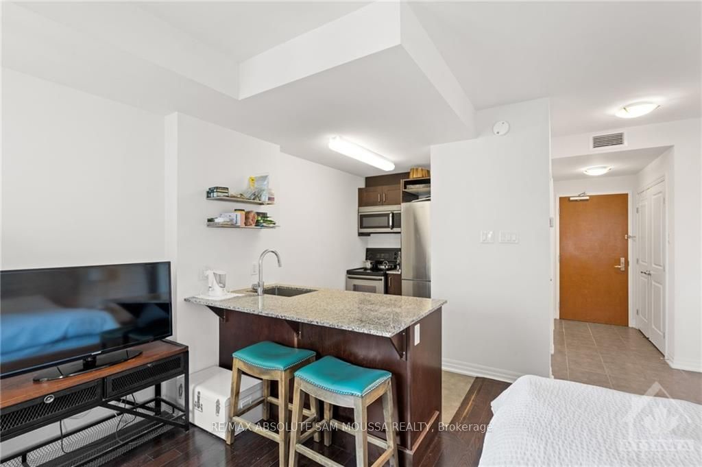 242 RIDEAU Street, Unit 1708 - Photo 12