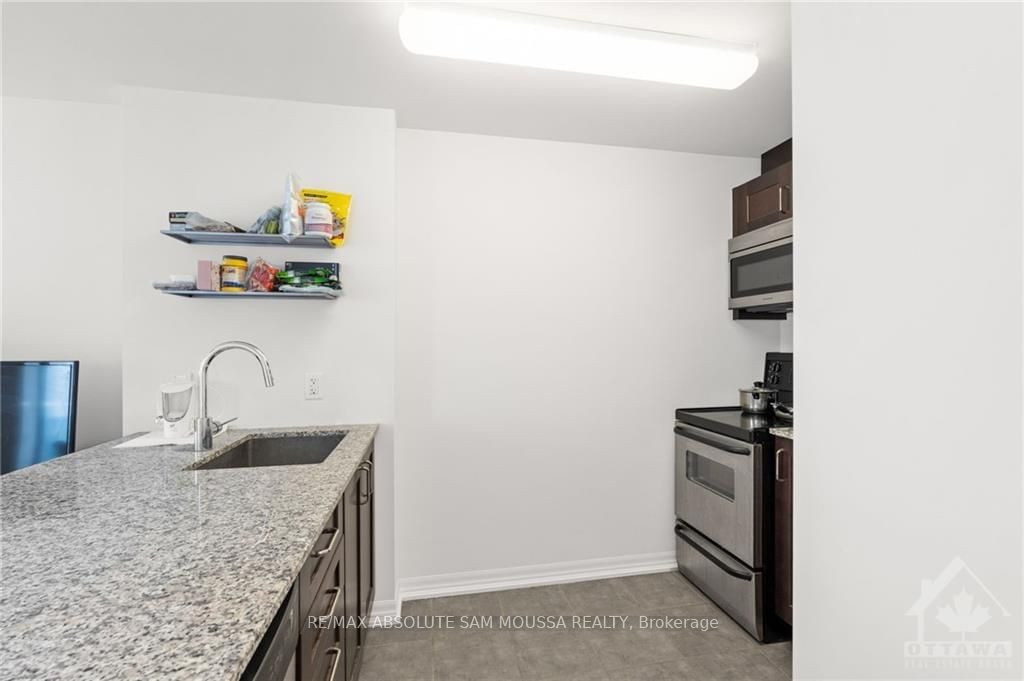 242 RIDEAU Street, Unit 1708 - Photo 14