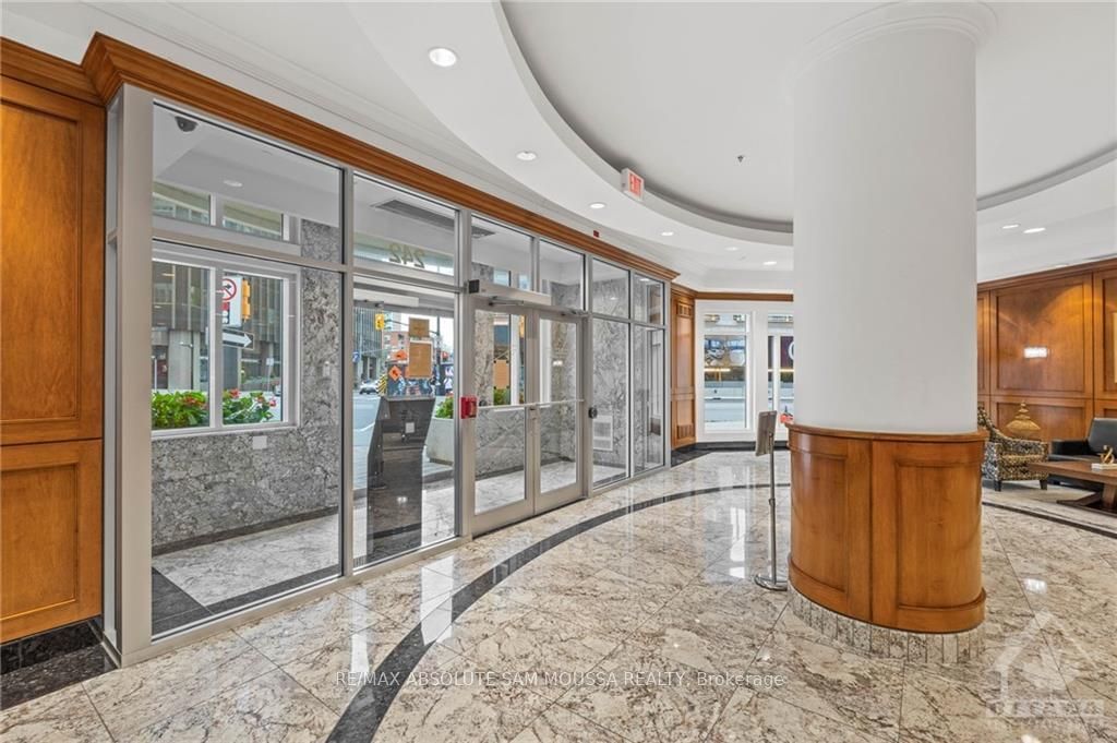 242 RIDEAU Street, Unit 1708 - Photo 3