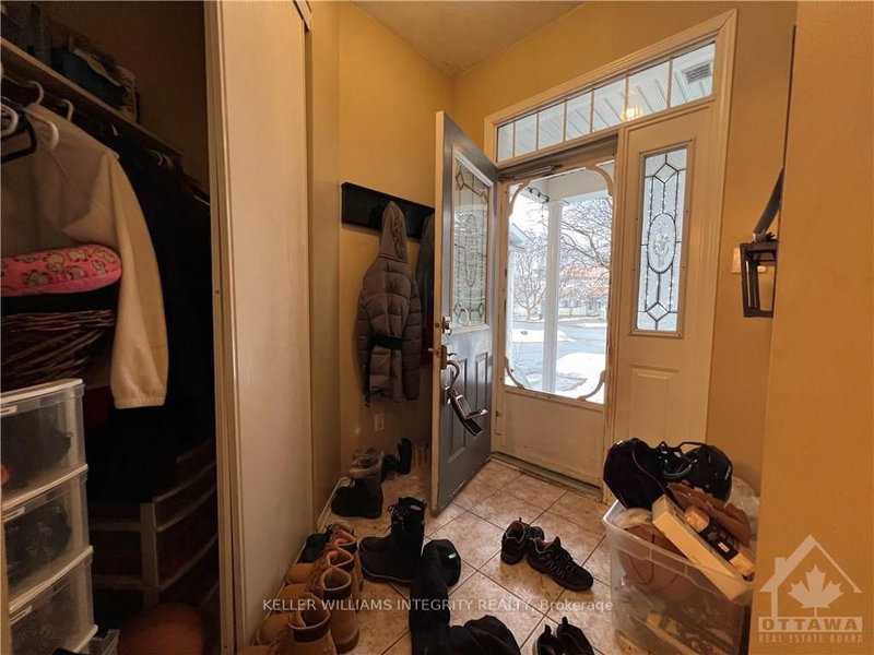 95 HEMLO Cres, Ottawa, K2T 1E1 | Image 3