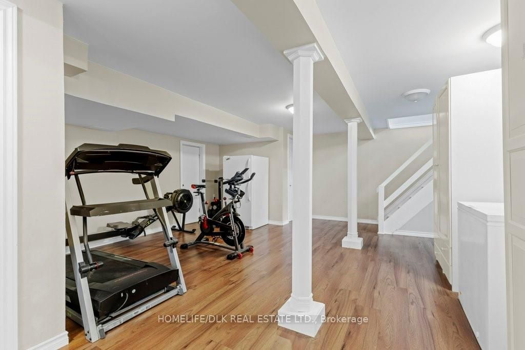 Listing Image 20