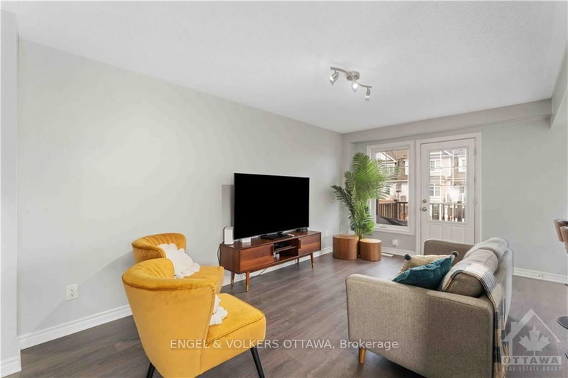 41 MAROMA St, Ottawa, K4A 1A3 | Image 3