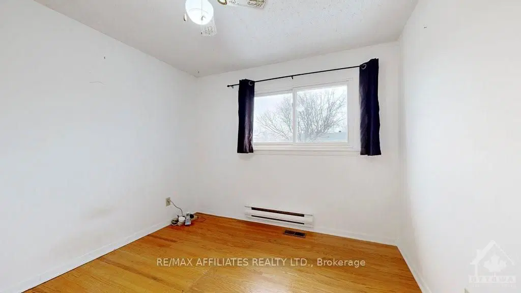 6 WOODVIEW Crescent, Ottawa, ON — photo 20