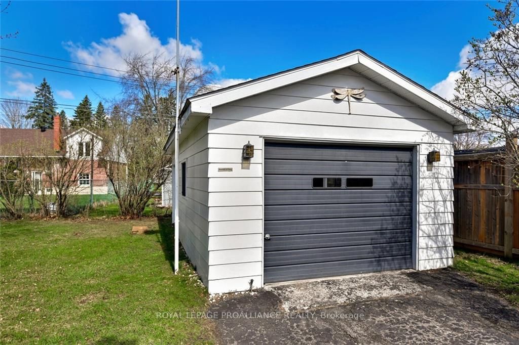 Listing Image 20